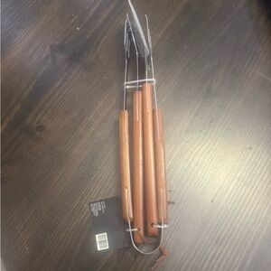 3 piece Bbq Tool set Spatula Tongs and Meat Fork NWT